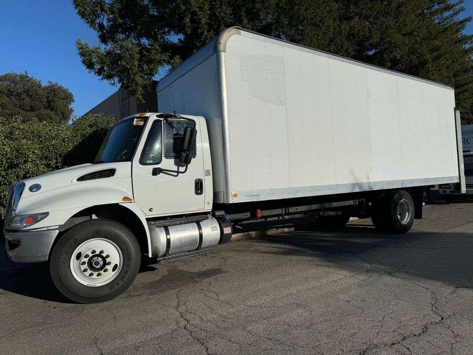 2019 International Durastar 4000