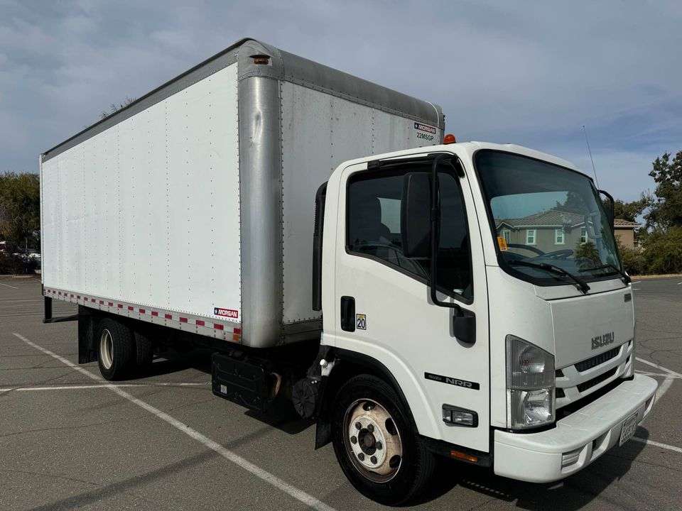 2018 Isuzu NPR