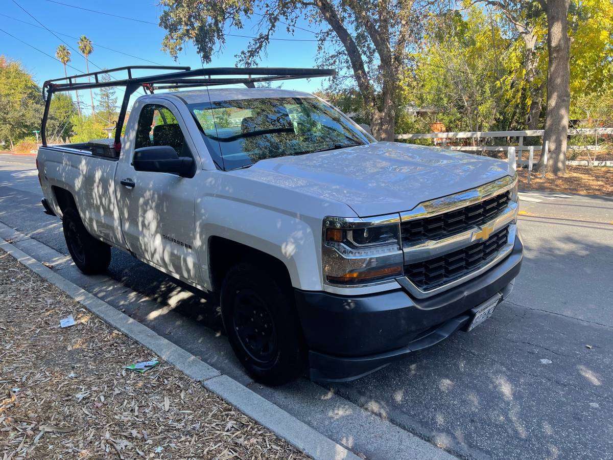 2018 Chevy Silverado LongBed