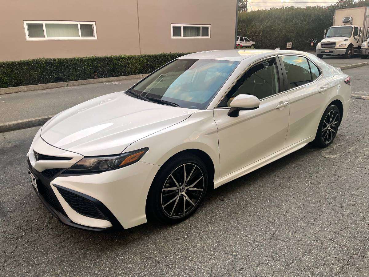 2021 Toyota Camry SE