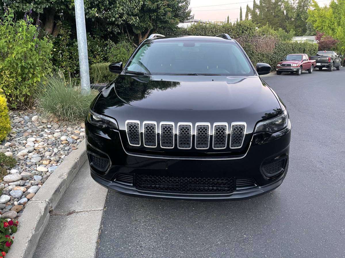 2020 Jeep Cherokee