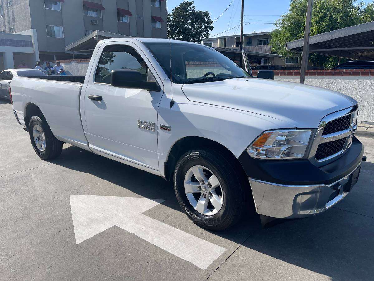 2015 Doge Ram 1500 St