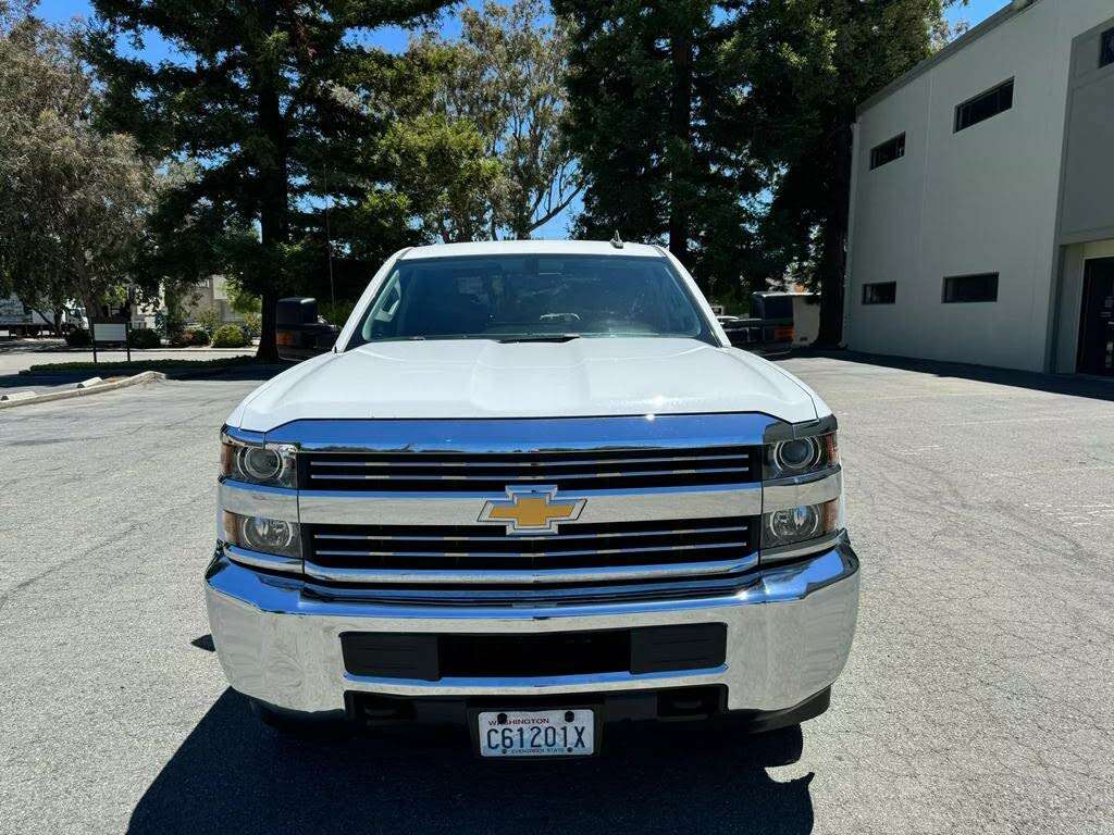 2018 Chevrolet Silverado 2500HD Work Truck Crew Cab LB RWD