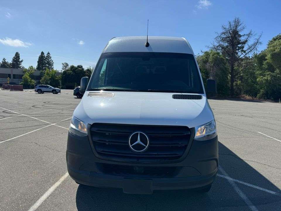 2021 Mercedes-Benz sprinter 2500 cargo High Roof